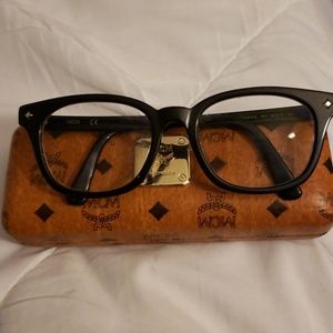 MCM FRAMES